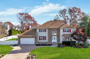 14 Adamson St, Selden, NY 11784 - Photo 2