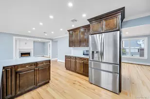 14 Adamson St, Selden, NY 11784 - Photo 32