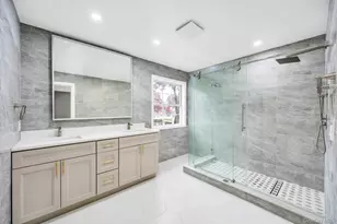 14 Adamson St, Selden, NY 11784 - Photo 38