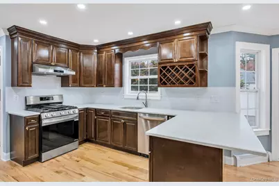 14 Adamson Street, Selden, NY 11784 - Photo 28