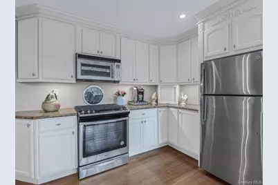 32 Forbes Boulevard, Eastchester, NY 10709 - Photo 16