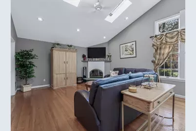 32 Forbes Boulevard, Eastchester, NY 10709 - Photo 20