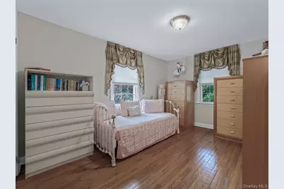 32 Forbes Boulevard, Eastchester, NY 10709 - Photo 28