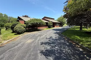 565 Prosperous Valley Rd, Middletown, NY 10940 - Photo 2