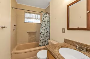 7-32 128th St, College Point, NY 11356 - Photo 10