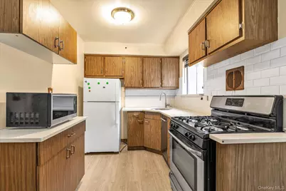 732 128th Street, College Point, NY 11356 - Photo 6