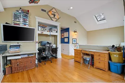 1650 Bridge Street, Merrick, NY 11566 - Photo 30