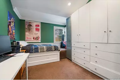 1650 Bridge Street, Merrick, NY 11566 - Photo 26