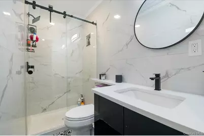 1650 Bridge Street, Merrick, NY 11566 - Photo 22