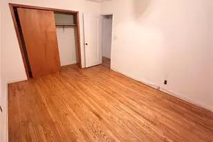 35-42 205th St, Bayside, NY 11361 - Photo 6