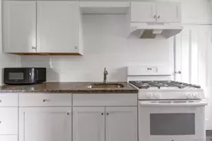 46 Voorhis Ave, Nyack, NY 10960 - Photo 6