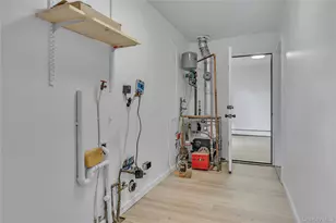 4 Hillsdale Ln, Coram, NY 11727 - Photo 18