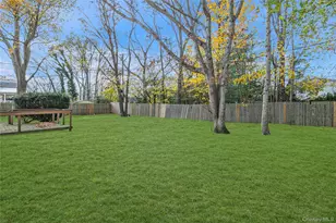 4 Hillsdale Ln, Coram, NY 11727 - Photo 22