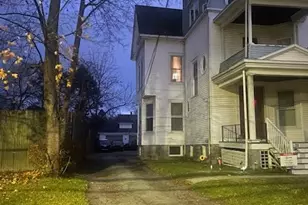 33 Virginia Ave, Poughkeepsie, NY 12601 - Photo 10