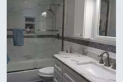 12 Sycamore Lane, Commack, NY 11725 - Photo 4