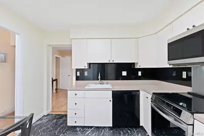 18 Heritage Drive #E, New City, NY 10956 - Photo 10