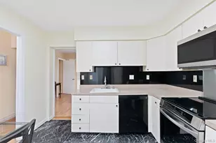 18 Heritage Dr, New City, NY 10956 - Photo 10