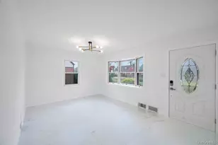 5 Edward Ave, Hicksville, NY 11801 - Photo 4