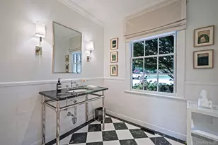530 Chicken Valley Rd, Locust Valley, NY 11560 - Photo 10