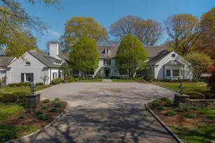 530 Chicken Valley Rd, Locust Valley, NY 11560 - Photo 2