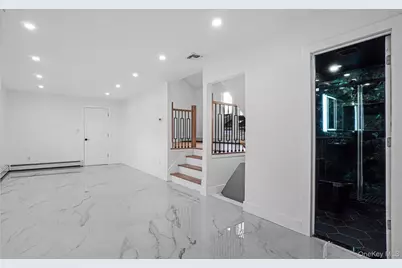 300 W 21st Street, Deer Park, NY 11729 - Photo 14