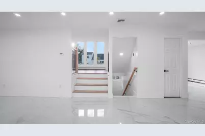 300 W 21st Street, Deer Park, NY 11729 - Photo 12