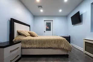 65-01 110th St, Forest Hills, NY 11375 - Photo 16