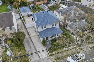 32 Franklin Ave, Lynbrook, NY 11563 - Photo 22