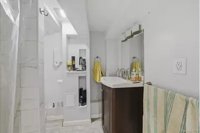 32 Franklin Avenue, Lynbrook, NY 11563 - Photo 20