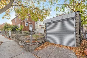 53-13 Seabury St, Elmhurst, NY 11373 - Photo 4