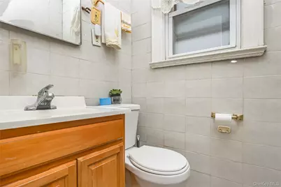 53-13 Seabury Street, Elmhurst, NY 11373 - Photo 28