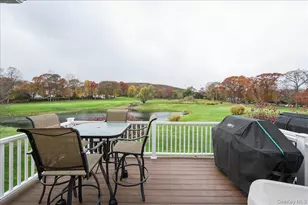 51 Windwatch Dr Dr, Hauppauge, NY 11788 - Photo 32