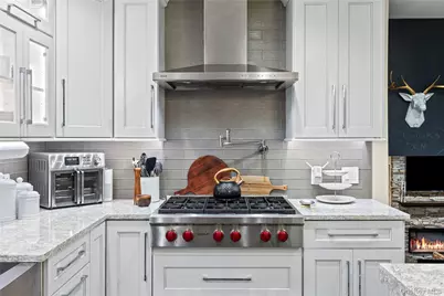 3641 Sarah Drive, Wantagh, NY 11793 - Photo 12