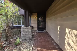 48 Glenmere Ln, Coram, NY 11727 - Photo 2