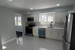 74 Jerusalem Ave, Massapequa, NY 11758 - Photo 4