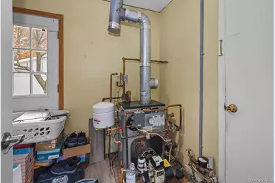 19 Barnwell Lane, Stony Brook, NY 11790 - Photo 16