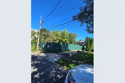 10-33 Burton Street, Whitestone, NY 11357 - Photo 2