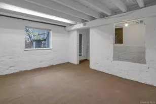 733 Stuart Ave, Mamaroneck, NY 10543 - Photo 20