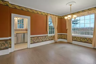 733 Stuart Ave, Mamaroneck, NY 10543 - Photo 6