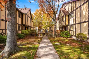 155 Devon Loop, New York, NY 10314 - Photo 2
