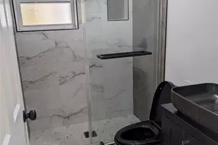 22 Murray Rd, Hicksville, NY 11801 - Photo 10