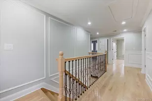 25 Countisbury Ave, Valley Stream, NY 11580 - Photo 14