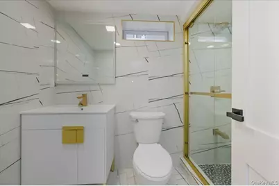 25 Countisbury Avenue, Valley Stream, NY 11580 - Photo 24