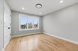 25 Countisbury Ave, Valley Stream, NY 11580 - Photo 20