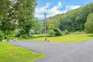 934 Peekskill Hollow Rd, Carmel, NY 10579 - Photo 28