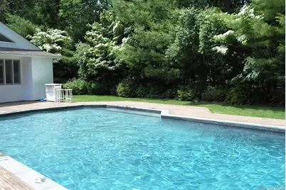 14 Indian Pipe Drive, Quogue, NY 11959 - Photo 2