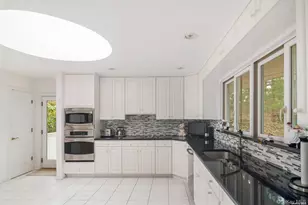 14 Indian Pipe Dr, Quogue, NY 11959 - Photo 8