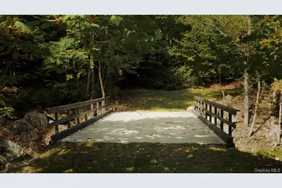 227 E Hook Road, Hopewell Junction, NY 12533 - Photo 10