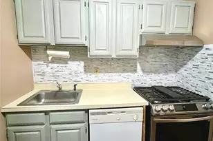 326 Concord Ln, Middletown, NY 10940 - Photo 8