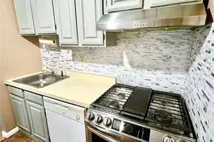 326 Concord Ln, Middletown, NY 10940 - Photo 6